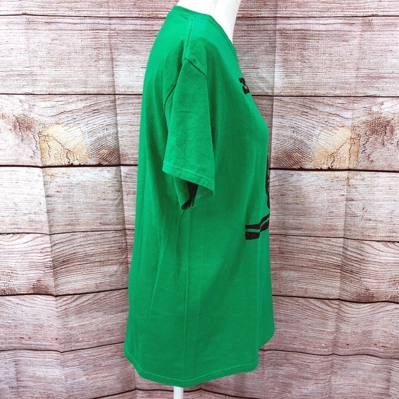 Gildan Crayola Green Short Sleeve Crew Neck T-shirt with Graphic Design Size M - Picture 3 of 7